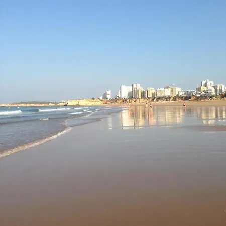 Pe Na Areia Da Rocha * ポルティマン